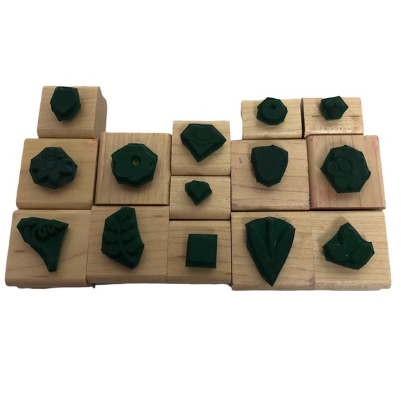 Stampin’ Up! Petite Posies Stamp Set Rubber & Wood - Picture 2 of 7